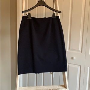 Tahari skirt suit